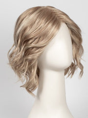 24B22 CREME BRULEE | Light Gold Blonde & Light Ash Blonde Blend