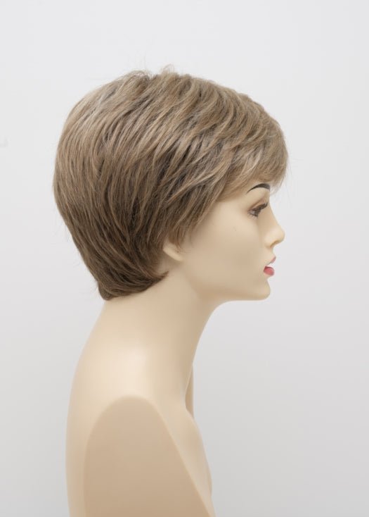 SPARKLING CHAMPAGNE | Medium Brown roots with overall Strawberry Blonde base and soft Golden Blonde highlights