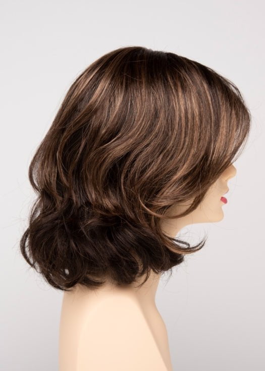 AMARETTO CREAM | Dark Brown roots with overall Medium Brown base with Honey Blonde highlights