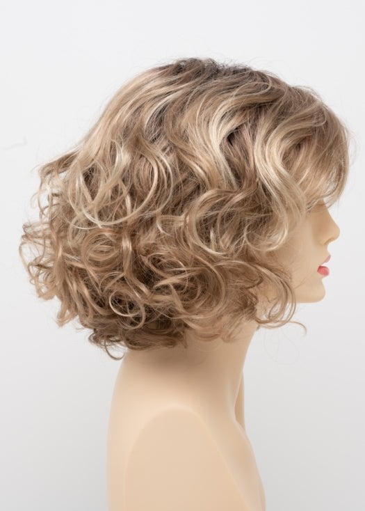 SPARKLING CHAMPAGNE | Medium Brown roots with overall Strawberry Blonde base and soft Golden Blonde highlights