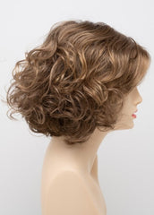 TOASTED SESAME | Medium Brown roots with overall Warm Cinnamon base and Golden Blonde highlights