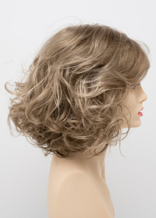 GINGER CREAM | Dark Beige Blonde underneath highlighted on top with Light Beige Blonde