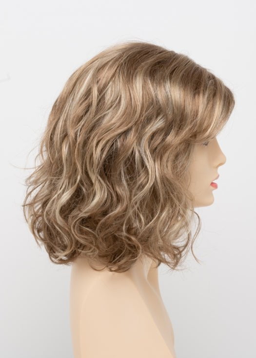 DARK BLONDE | 2 toned blend of Dark Honey Blonde with Lighter Blonde highlights