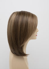 TOASTED SESAME | Medium Brown roots with overall Warm Cinnamon base and Golden Blonde highlights