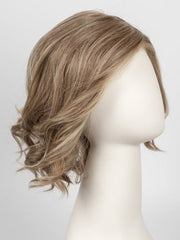 RL13/88 | Golden Pecan: Neutral Medium Blonde With Pale Honey Blonde Highlights