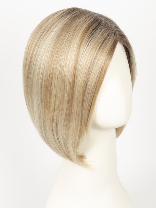 CHAMPAGNE ROOTED | Light Beige Blonde, Medium Honey Blonde, and Platinum Blonde blend with Dark Roots