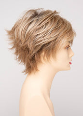 SPARKLING CHAMPAGNE | Medium Brown roots with overall Strawberry Blonde base and soft Golden Blonde highlights