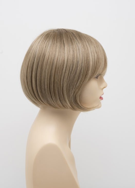 GINGER CREAM | Dark Beige Blonde underneath highlighted on top with Light Beige Blonde