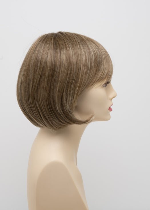 DARK BLONDE | 2 toned blend of Dark Honey Blonde with Lighter Blonde highlights