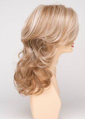 LIGHT BLONDE | 2 toned blend of Creamy Blonde with Champagne highlights