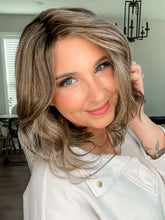 Bella Vida | Petite/Average | Synthetic Lace Front Wig (Hand-Tied)