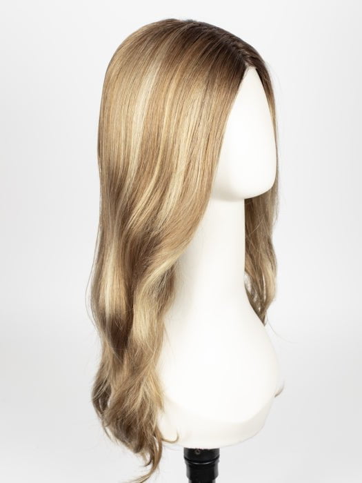 SPRING-HONEY-R | Rooted honey blonde and gold platinum blonde blend
