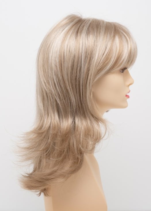 LIGHT BLONDE | 2 toned blend of Creamy Blonde with Champagne highlights