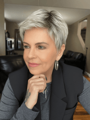 Risk | Synthetic Lace Front Wig (Mono Crown)