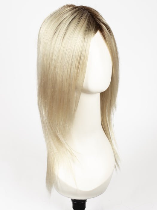 CHAMPAGNE-R | Light Beige Blonde, Medium Honey Blonde, and Platinum Blonde Blend with Dark Roots