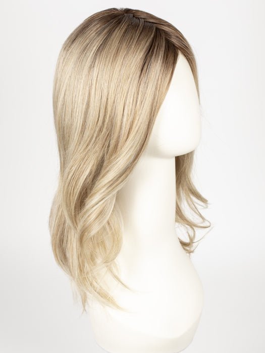 RL19/23SS SHADED BISCUIT | Light Ash Blonde Evenly Blended with Cool Platinum Blonde with Dark Roots