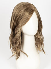 24BT18 ECLAIR | Dark Natural Gold Blonde & Light Natural Gold Blonde Blend with Light Natural Gold Blonde Tips