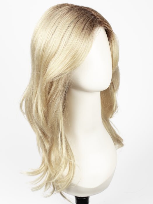CHAMPAGNE-R | Light Beige Blonde, Medium Honey Blonde, and Platinum Blonde blend with Dark Roots