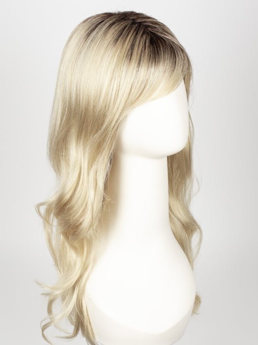 CHAMPAGNE-R | Light Beige Blonde, Medium Honey Blonde, and Platinum Blonde blend with Dark Roots