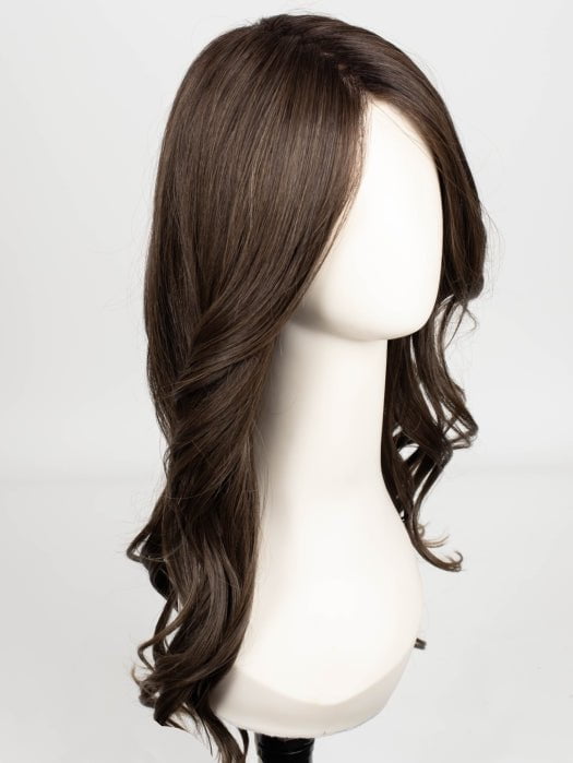RL8/12SS ICED MOCHA | Medium Brown shaded with Dark Blonde