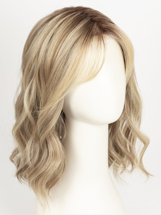 12FS8 SHADED PRALINE | Light Gold Brown, Light Natural Gold Blonde & Pale Natural Gold-Blonde Blend, Shaded with Medium Brown