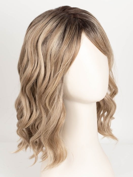 22F16S8 VENICE BLONDE | Light Ash Blonde and Light Natural Blonde Blend Shaded with Medium Brown