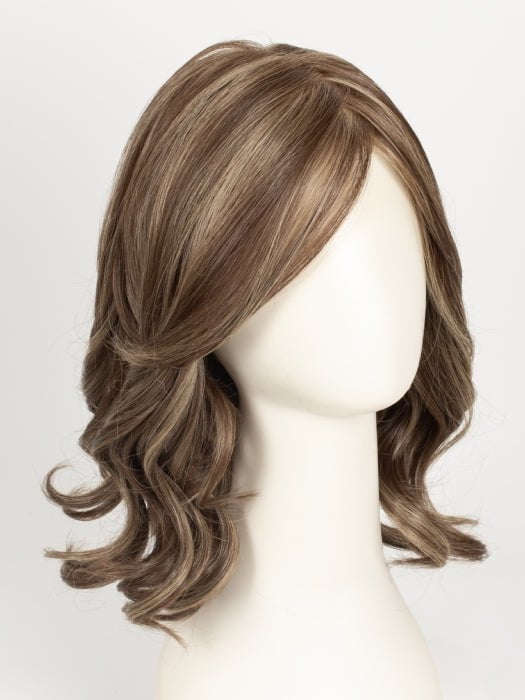 10RH16 CAFFE MOCHA | Light Brown with 33% Light Natural Blonde Highlights
