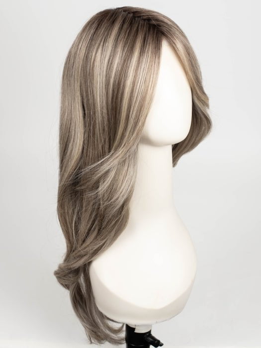 RL17/23SS ICED LATTE MACCHIATO | Honey Blonde shaded with Cool Blonde with Dark Roots