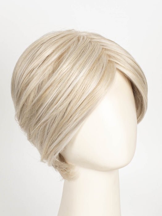 RL16/22 ICED SWEET CREAM | Pale Blonde with Slight Platinum Highlighting