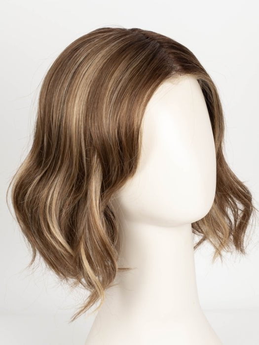 MOCHACCINO-R | Dark Roots with Light Brown base and Strawberry Blonde Highlights