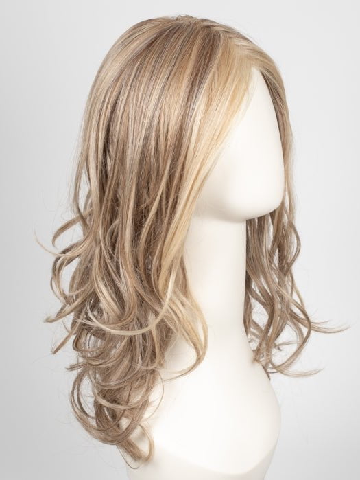 RL16/88 PALE GOLDEN HONEY | Dark Natural Blonde Evenly Blended with Pale Golden Blonde