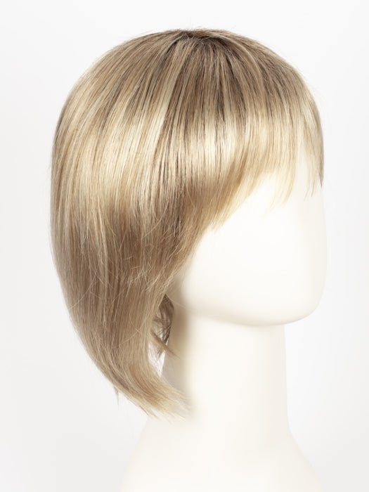 CHAMPAGNE ROOTED | Light Beige Blonde, Medium Honey Blonde, and Platinum Blonde blend with Dark Roots