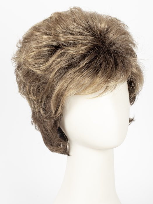 10/26TTS4 SHADED FORTUNE | Medium Gold Blonde Blend with Light Gold Blonde Tips, Shaded with Dark Brown