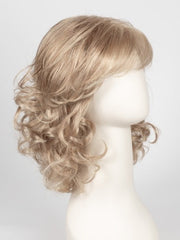 24B22 CREME BRULEE | Light Gold Blonde & Light Ash Blonde Blend