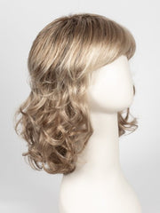 12FS12 MALIBU BLONDE | LIght Gold Brown, Light Natural Gold Blonde, Pale Natural Gold-Blonde Blend, Shaded with Light Gold Brown