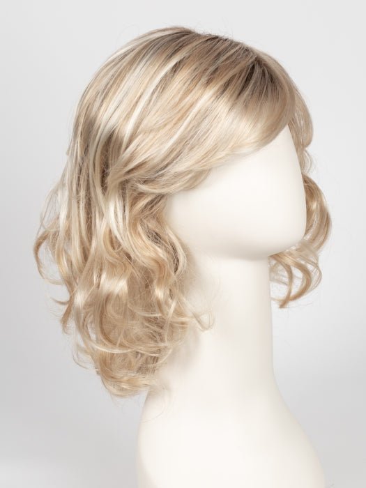 FS24/102S12 LAGUNA BLONDE | Light Natural Gold Blonde with Pale Natural Gold Blonde Bold Highlights, Shaded with Light Gold Brown