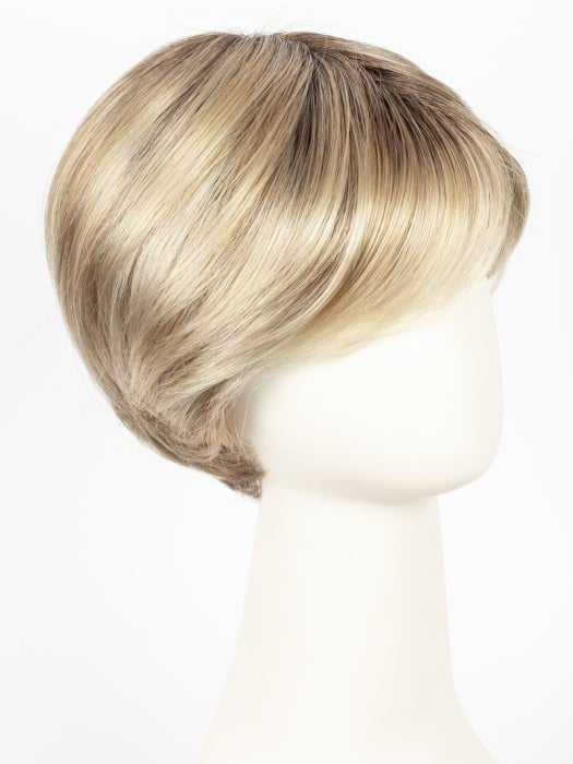 12FS8 SHADED PRALINE | Light Gold Brown, Light Natural Gold Blonde & Pale Natural Gold-Blonde Blend, Shaded with Medium Brown