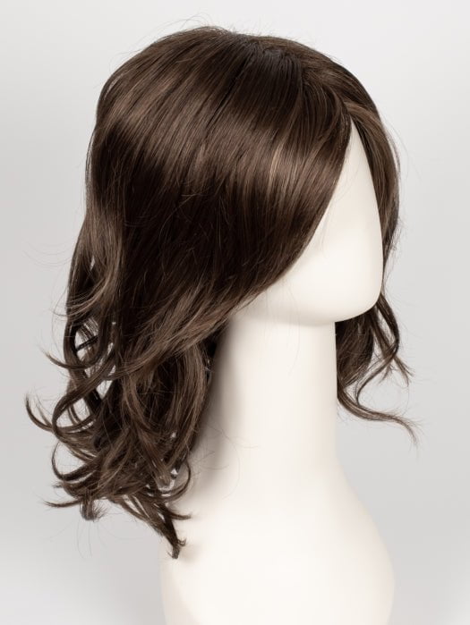 8RH14 MOUSSE CAKE | Medium Brown with 33% Medium Natural Blonde Highlights