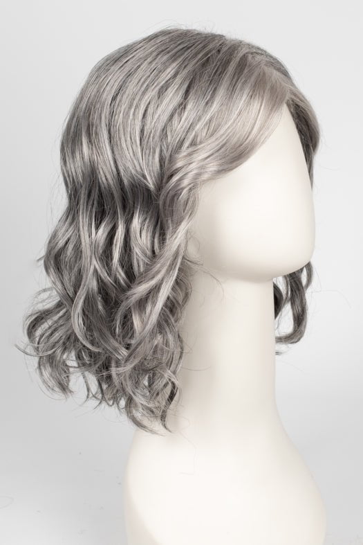 92 MOONLIGHT | Pure White with 5% Medium Brown Front, Grey with 30% Medium Brown Middle, Dark Brown with 65% Grey Nape