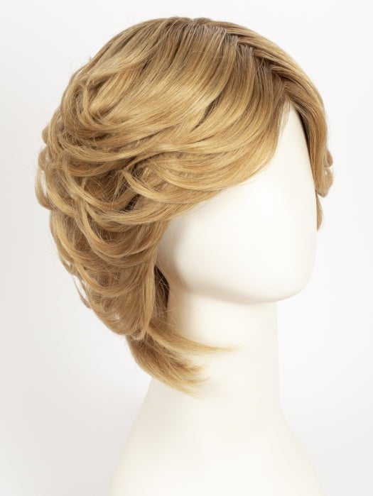 14/26S10 SHADED PRALINES N' CREAM | Light Gold Blonde & Medium Red-Gold Blonde Blend, Shaded with Light Brown