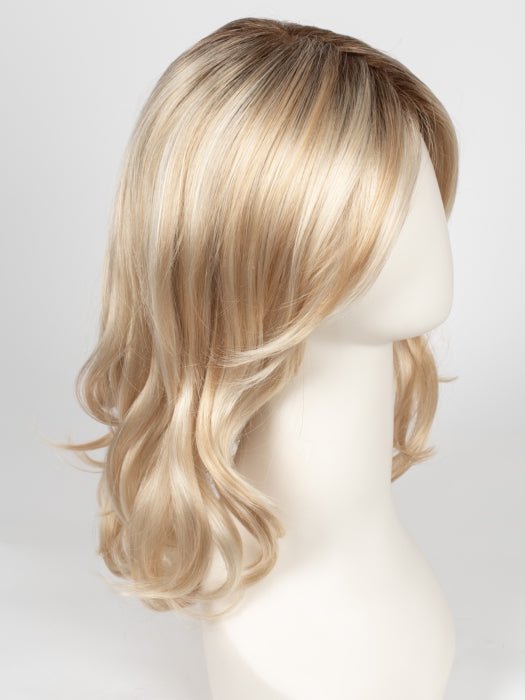 FS24/102S12 LAGUNA BLONDE | Light Natural Gold Blonde with Pale Natural Gold Blonde Bold Highlights, Shaded with Light Gold Brown