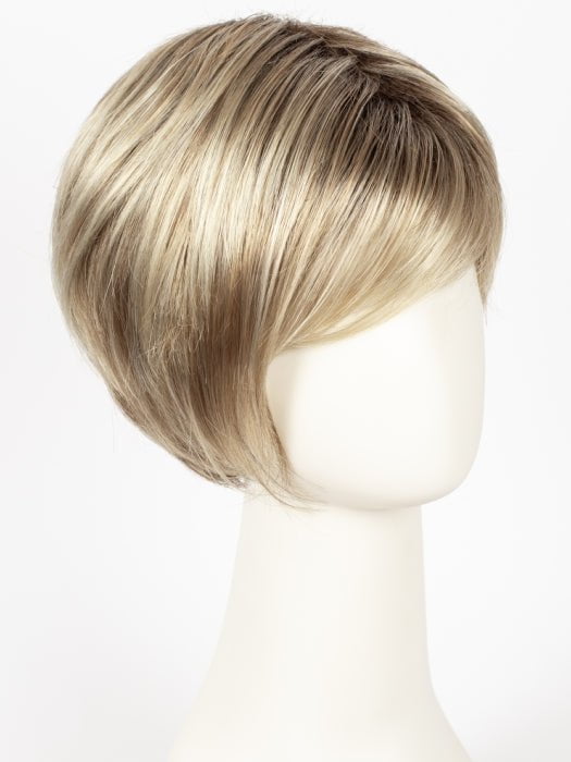 12FS8 SHADED PRALINE | Light Gold Brown, Light Natural Gold Blonde & Pale Natural Gold-Blonde Blend, Shaded with Medium Brown