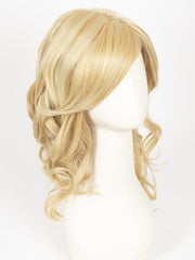 FS613/24B HONEY SYRUP | Gold Blonde with Pale Natural Gold Blonde Bold Highlights