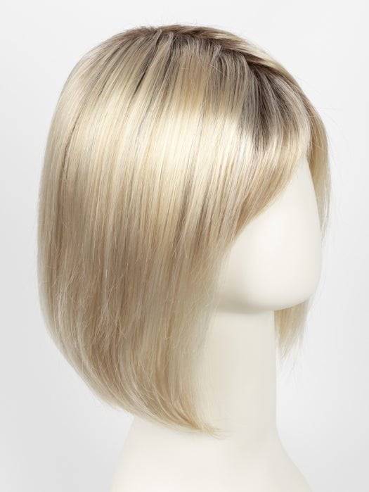 FS24/102S12 LAGUNA BLONDE | Light Natural Gold Blonde with Pale Natural Gold Blonde Bold Highlights, Shaded with Light Gold Brown