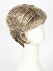 10/22TT ALMOND BISCUIT | Light Brown & Light Natural Blonde Blend with Light Brown Nape