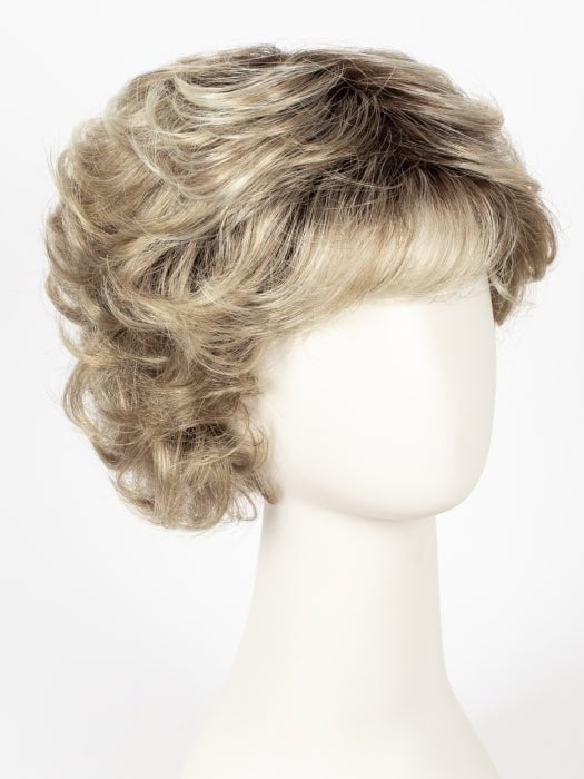 22F16S8 VENICE BLONDE | Light Ash Blonde and Light Natural Blonde Blend Shaded with Medium Brown