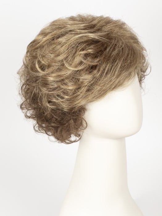 10/26TT FORTUNE COOKIE | Light Brown & Medium Red-Gold Blonde Blend with Light Brown Nape