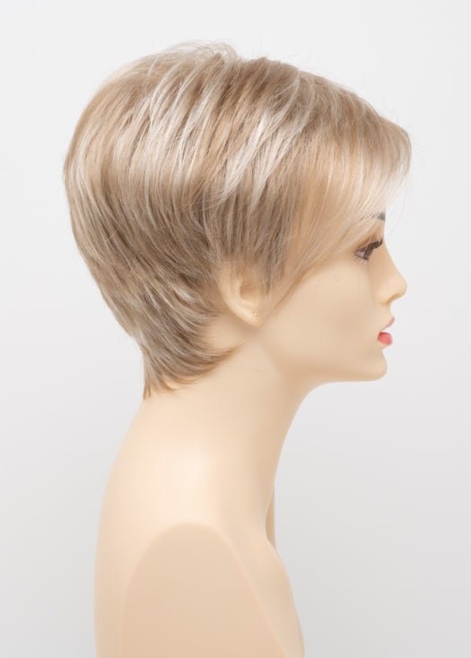 LIGHT BLONDE | 2 toned blend of Creamy Blonde with Champagne highlights