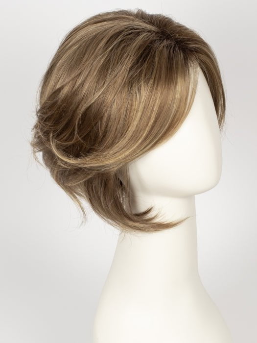 MOCHACCINO-R | Rooted Medium Warm Blonde with Chocolate Undertones and Creamy Blonde Highlights