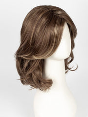 ALMOND SPICE R | Rooted Dark with a Medium Brown base and a Honey and Platinum Blonde blended highlight